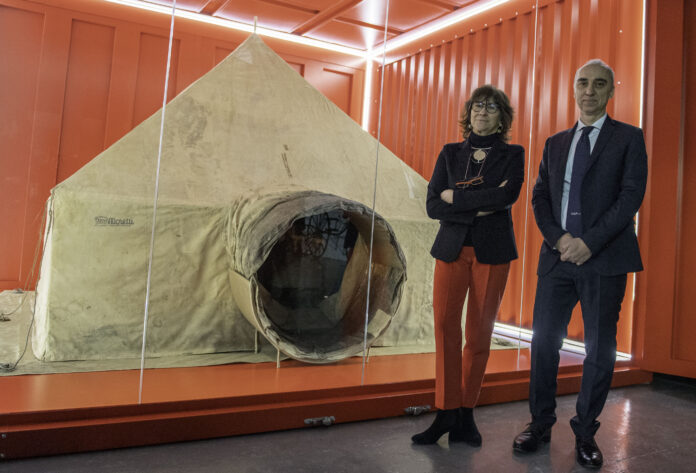 La Tenda Rossa torna a essere visibile dopo un lungo restauro: esposizione  al Museo Nazionale Scienza e Tecnologia di Milano – Varese7Press