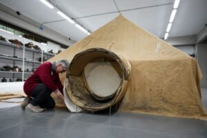 La Tenda Rossa torna a essere visibile dopo un lungo restauro: esposizione  al Museo Nazionale Scienza e Tecnologia di Milano – Varese7Press